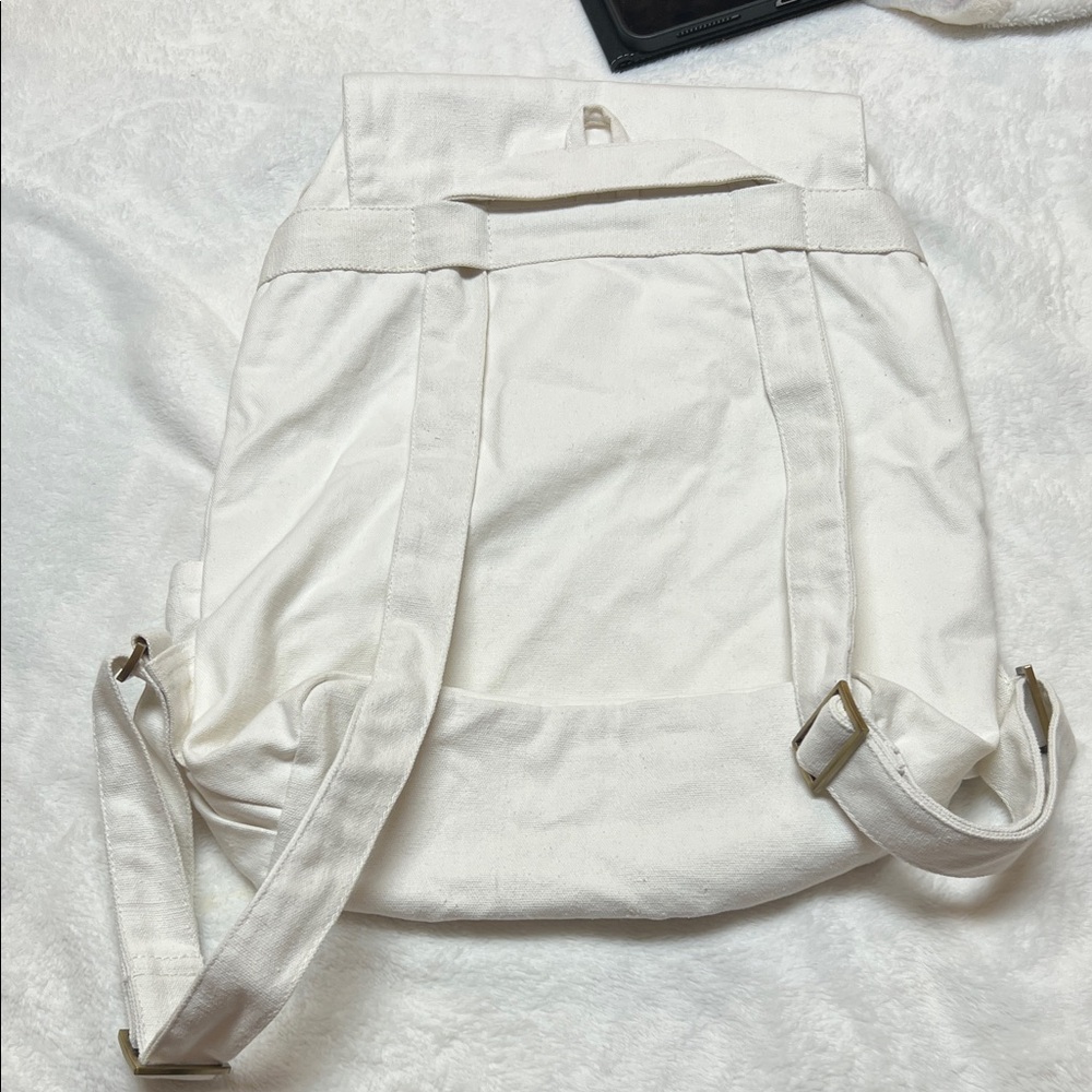 Chic White Canvas Backpack - Picture 6 of 6